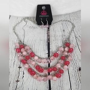 Paparazzi 2 piece Necklace and Earring Set